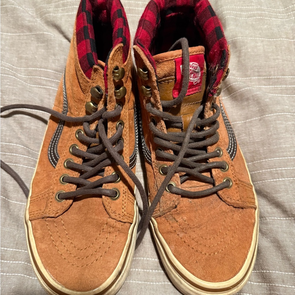 Vans Men's Tan High-Top Sneakers